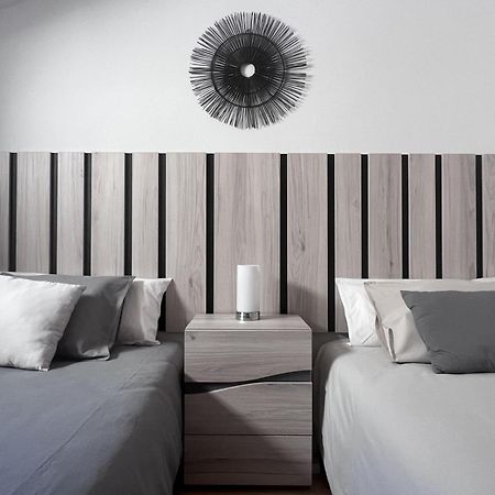 Appartement Atico Con Terrazas, Garaje Y Ascensor En El Casco Antiguo à Huesca Extérieur photo